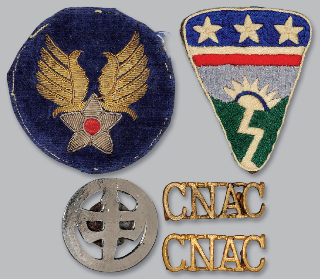 抗战时期美军援华飞虎队臂章2件；中国航空公司帽徽1枚、领章2枚拍卖成交价格及图片- 芝麻开门收藏网