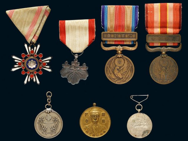 满洲国勋章、纪念章一组七枚