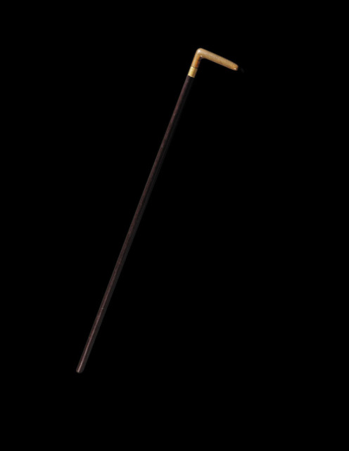  十九世纪 犀角柄蛇纹木手杖