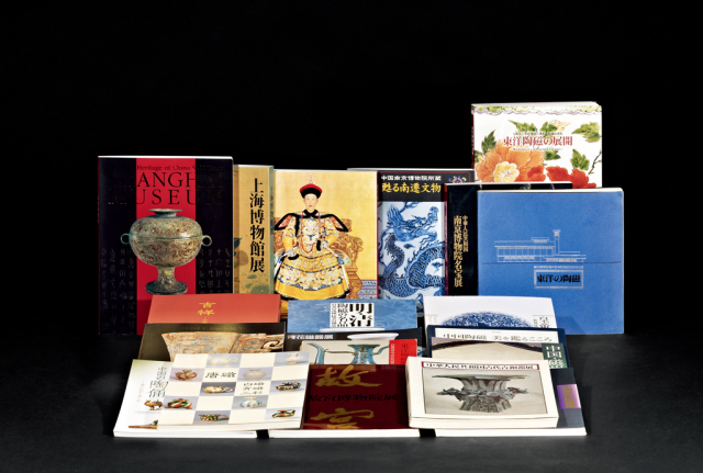  日本各大博物馆及美术馆出版中国陶瓷展览图录等 共20册