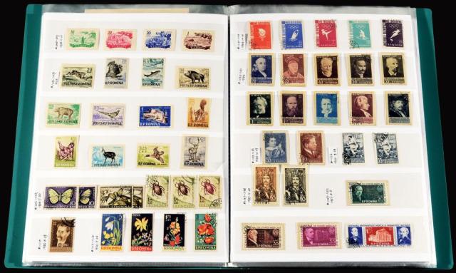 罗马尼亚邮票一册1400余枚