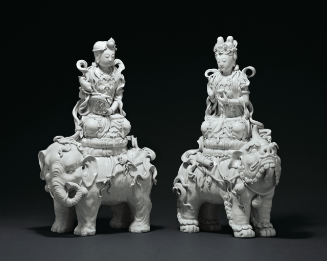 清晚期 德化窑白瓷文殊、普贤菩萨坐像各一尊