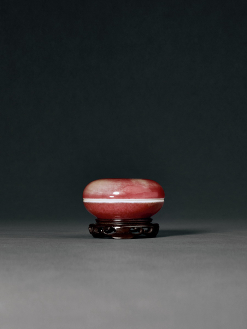 清康熙 豇豆红釉印泥盒